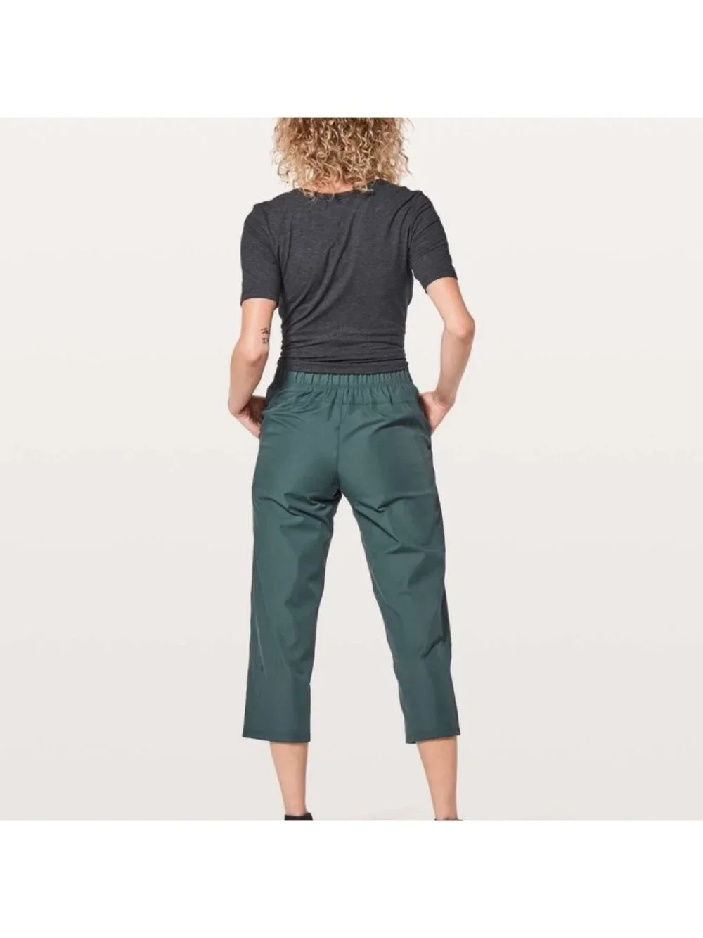 Lululemon Next Move Crop *23